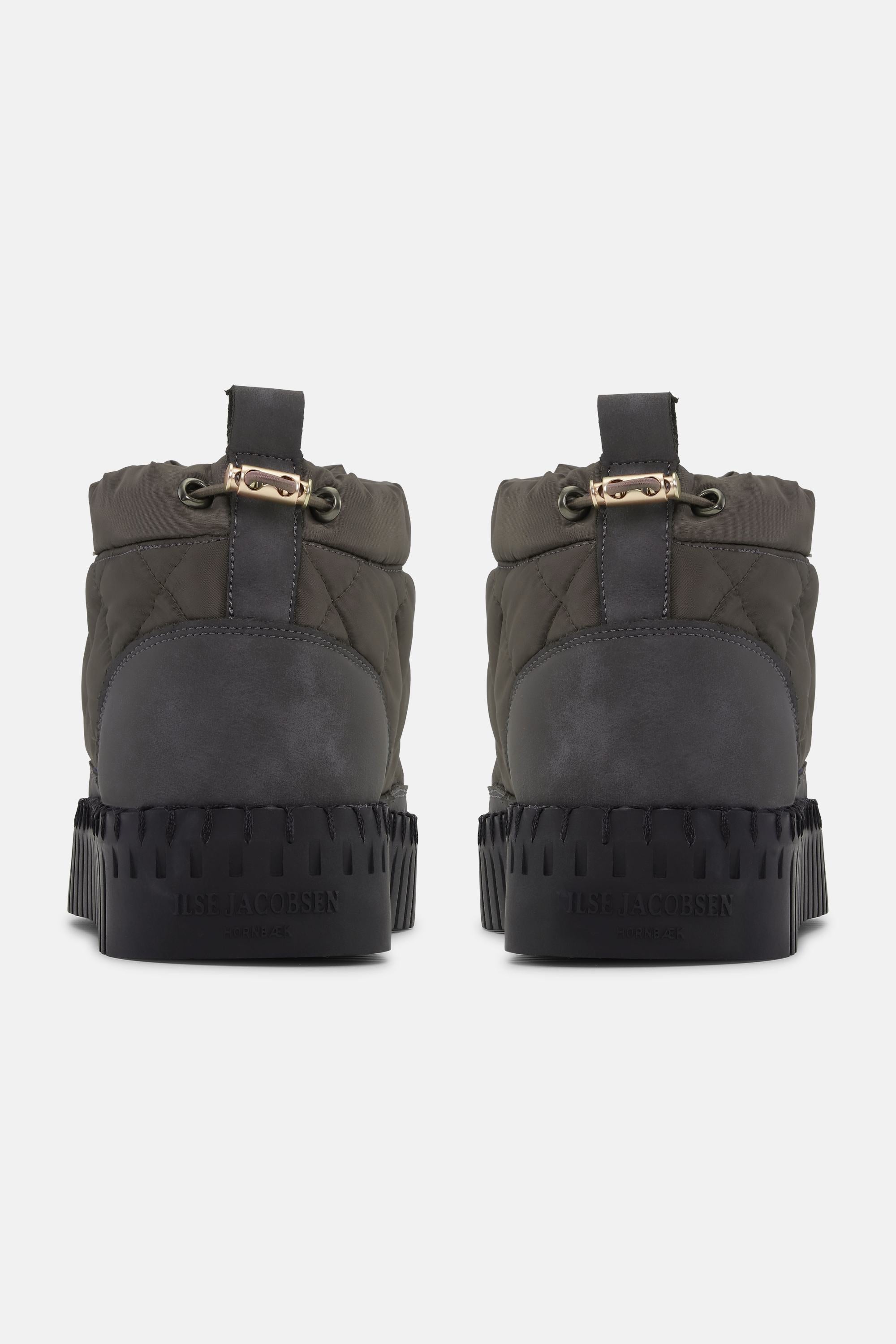 Tulip Low Padded Boot - Grey Black